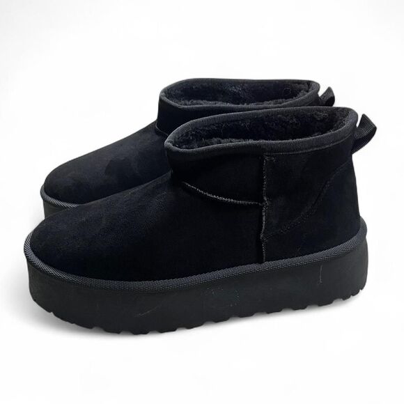 NWT Black Fur-Lined Mini Platform Bootie - Picture 2 of 7